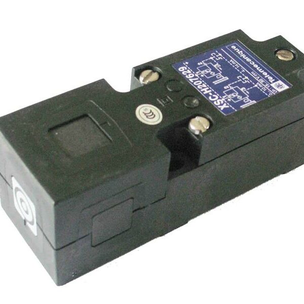 SCHNEIDER XSCH207629