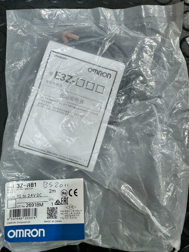 OMRON E3ZR812M - immagine 2