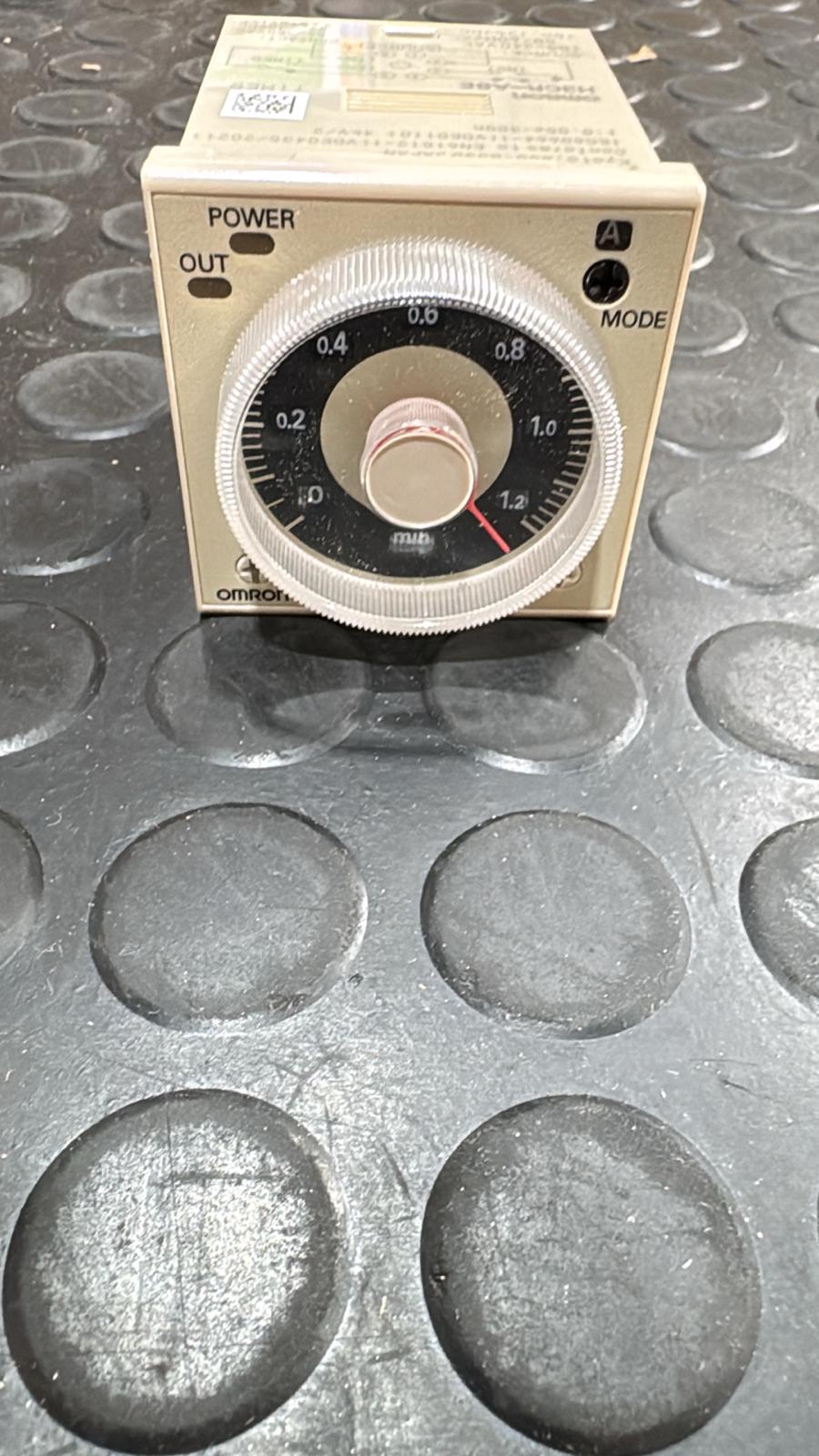 1778064701-n8tXf-OMRON.jpeg OMRON H3CRA8E100240VAC100125VDC Ricambi elettrici e automazione
